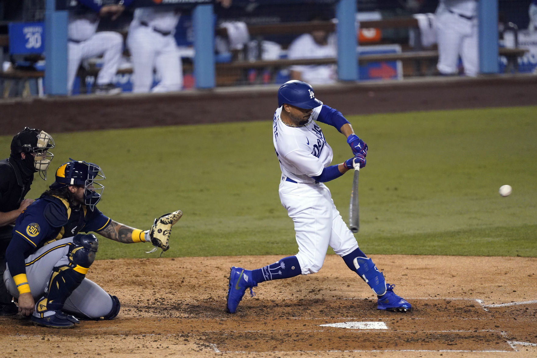 Dodgers 3, Brewers 0